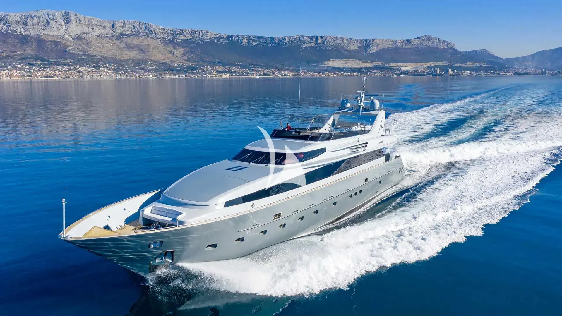 ANAVI yacht photo