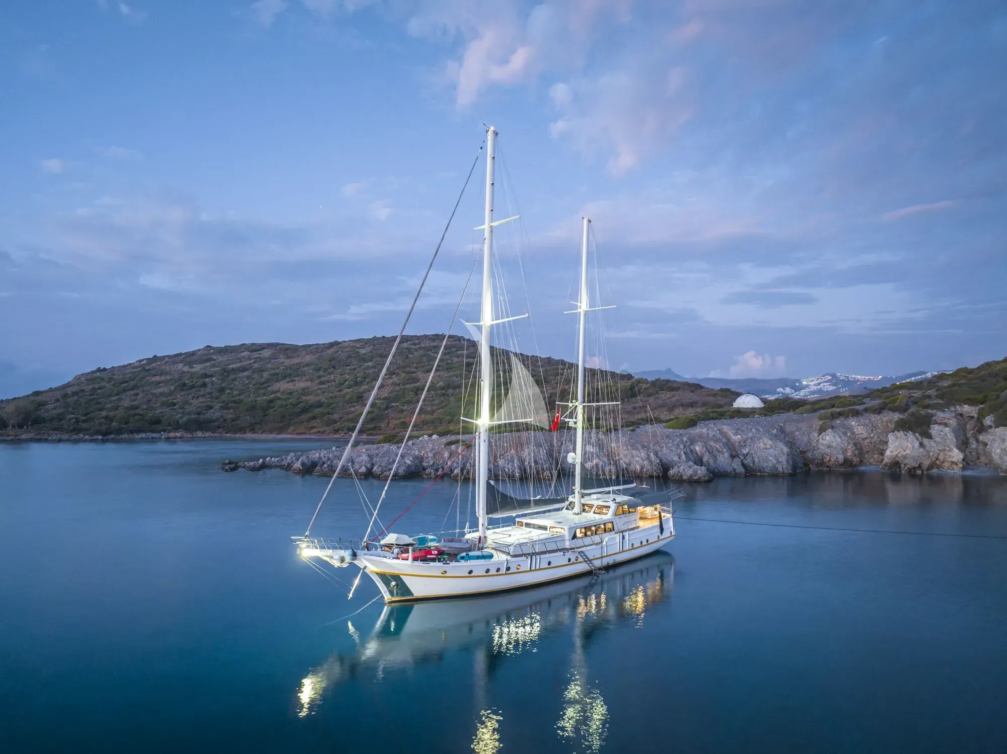 LUCKY YOU yacht photo