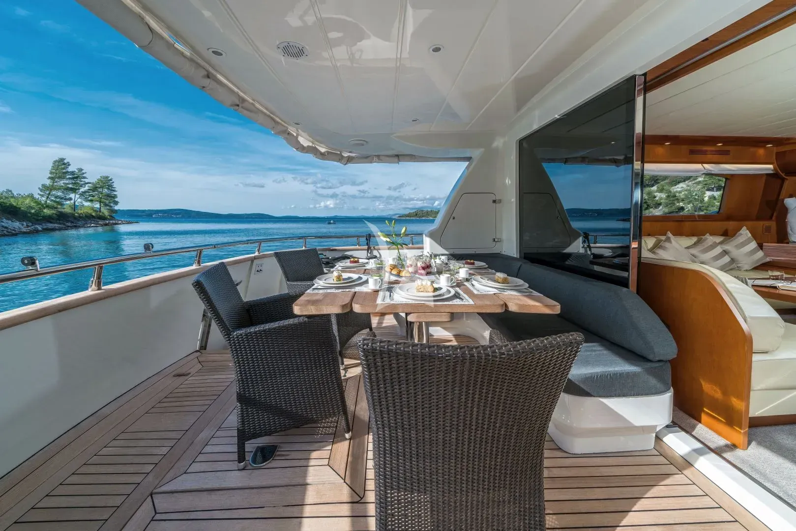 JANTAR luxury yacht