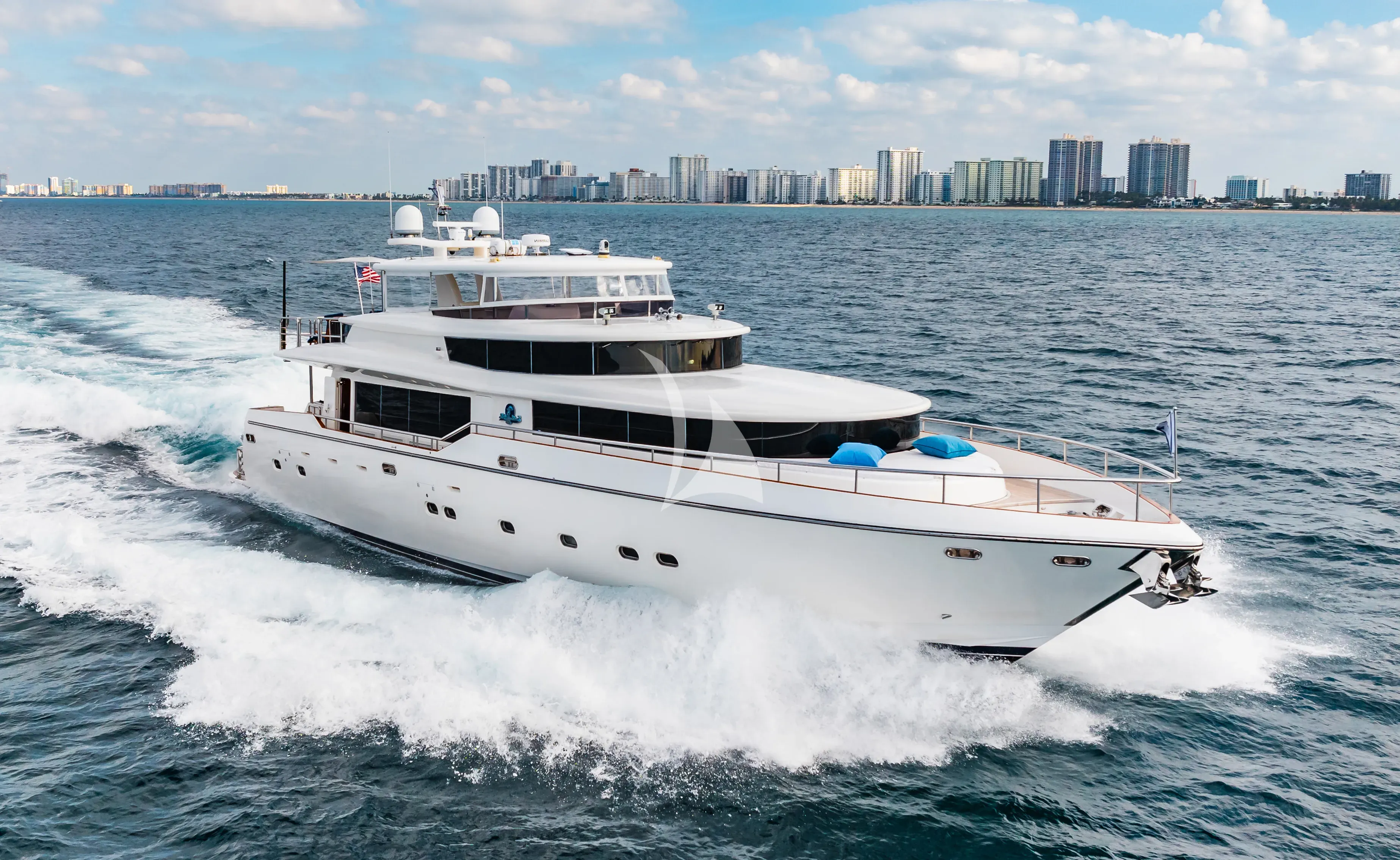 Southern Belle yacht photo