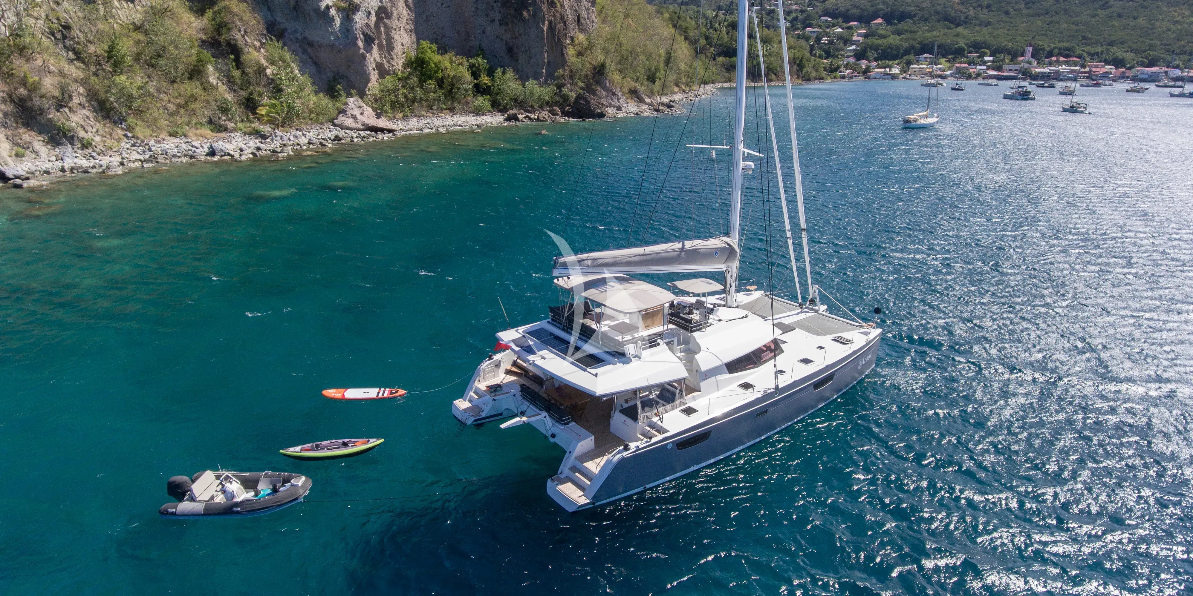 ARAOK yacht photo