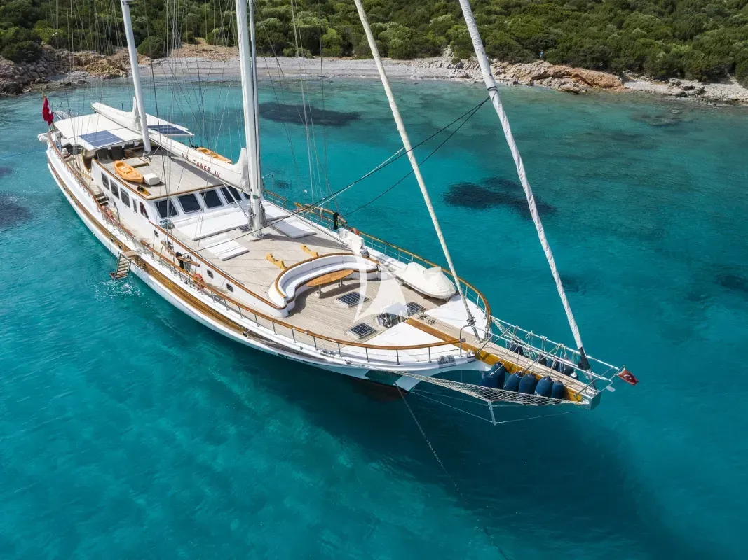 CANER IV luxury yacht